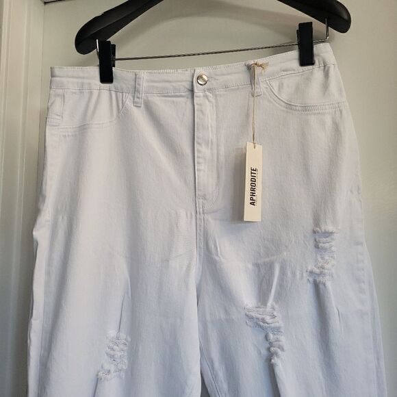 Aphrodite white distressed jeans  - Picture 4 of 7
